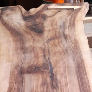 Holzplatte aus einem Stamm